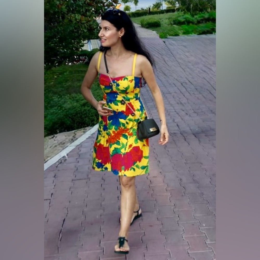 Beautiful and vivid Nanette Lepore dress used once - Picture 6 of 17